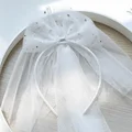 bow white