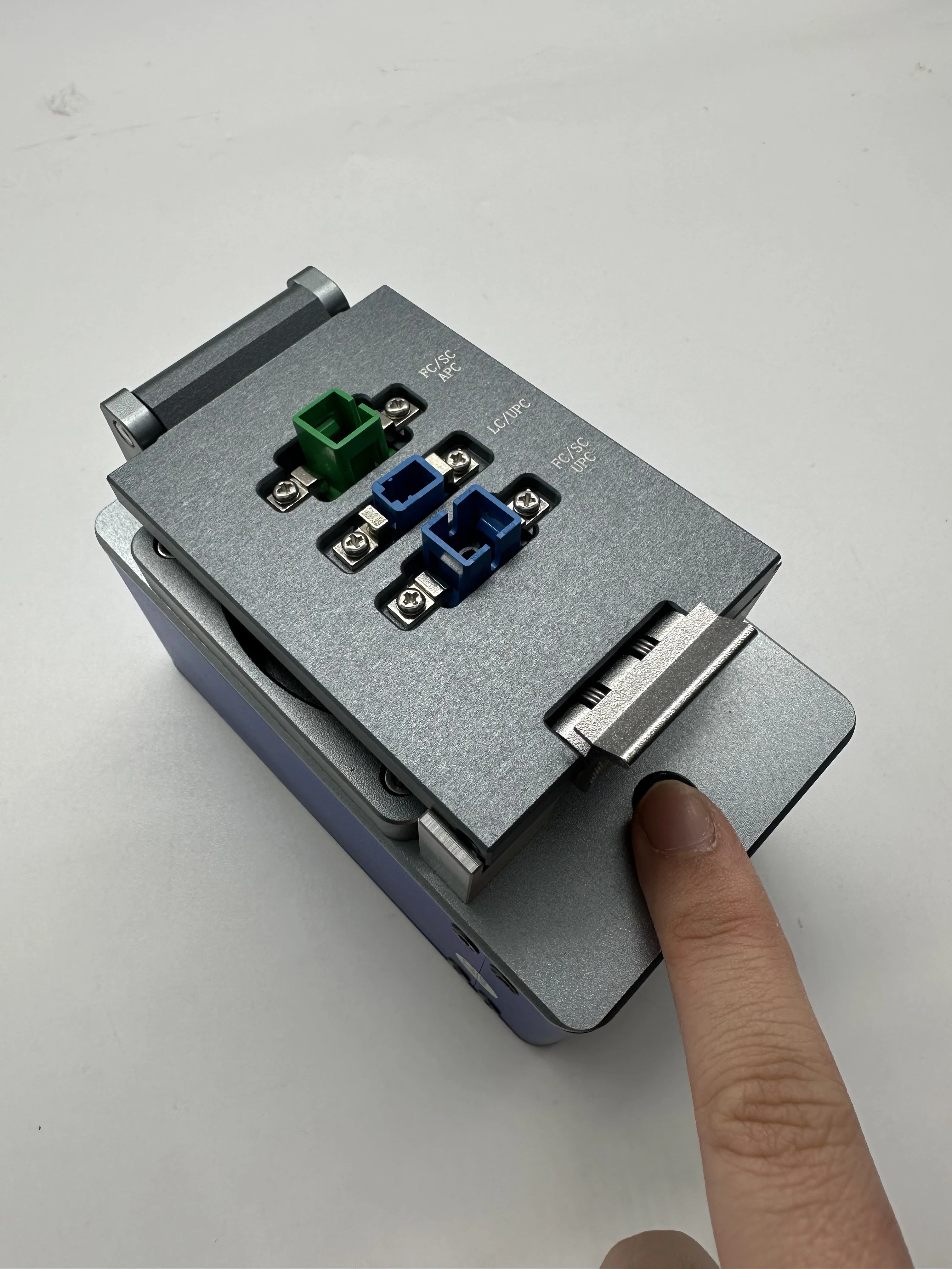 Fiber Optic Termination Machine Handheld Fiber Polishing Grinding Machine Easy-H Fiber Optic Patch Cord Connector Onsite Making