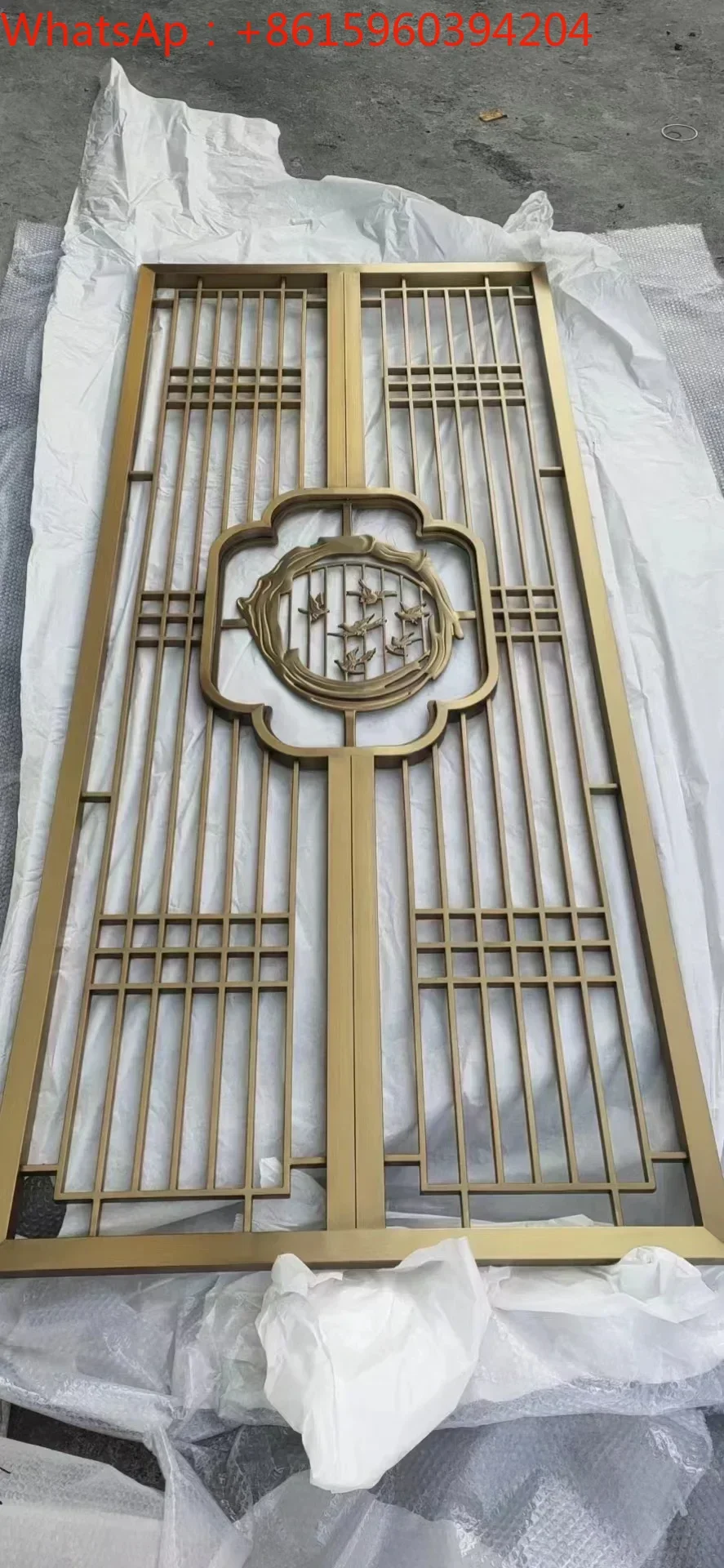 Customized stainless steel screen partition light luxury rose gold carved metal laser hollowed out lattice new Chinese relief