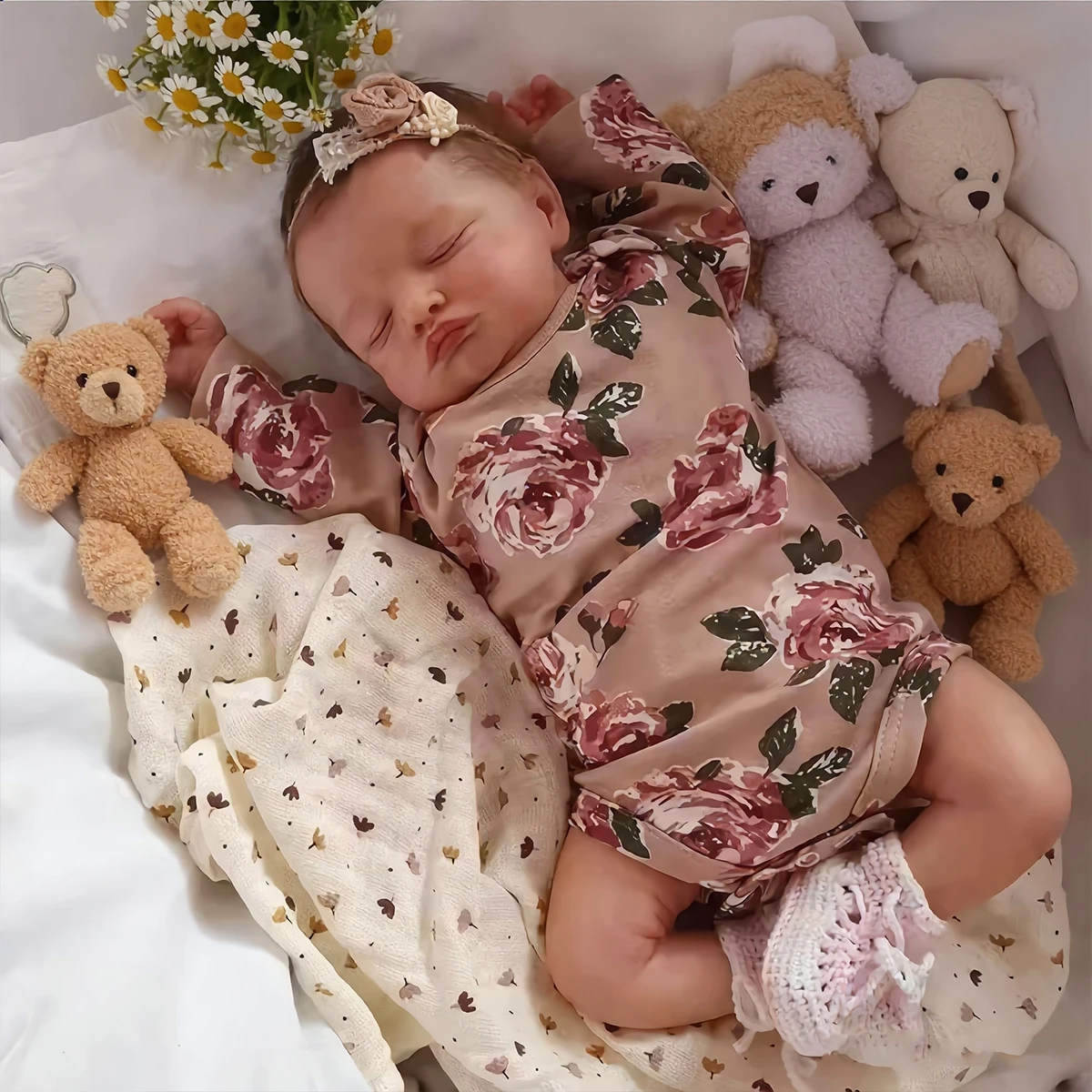 Poupée Reborn de 20 pouces, poupée nouveau-né réaliste endormie avec corps en vinyle et coton, combinaison florale vintage, bandeau en dentelle, chaussettes tricotées, cadeau parfait pour un anniversaire ou Noël