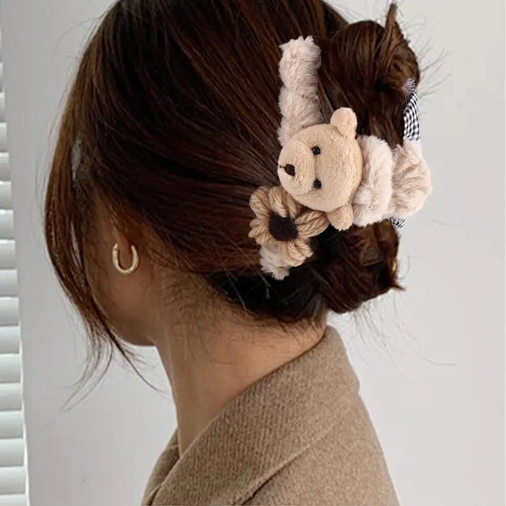 

Cute Temperament Headwear Bathing Female Flower Bear Hair Claws Women Hair Clips Hair Accessories Korean Style Crab Clips