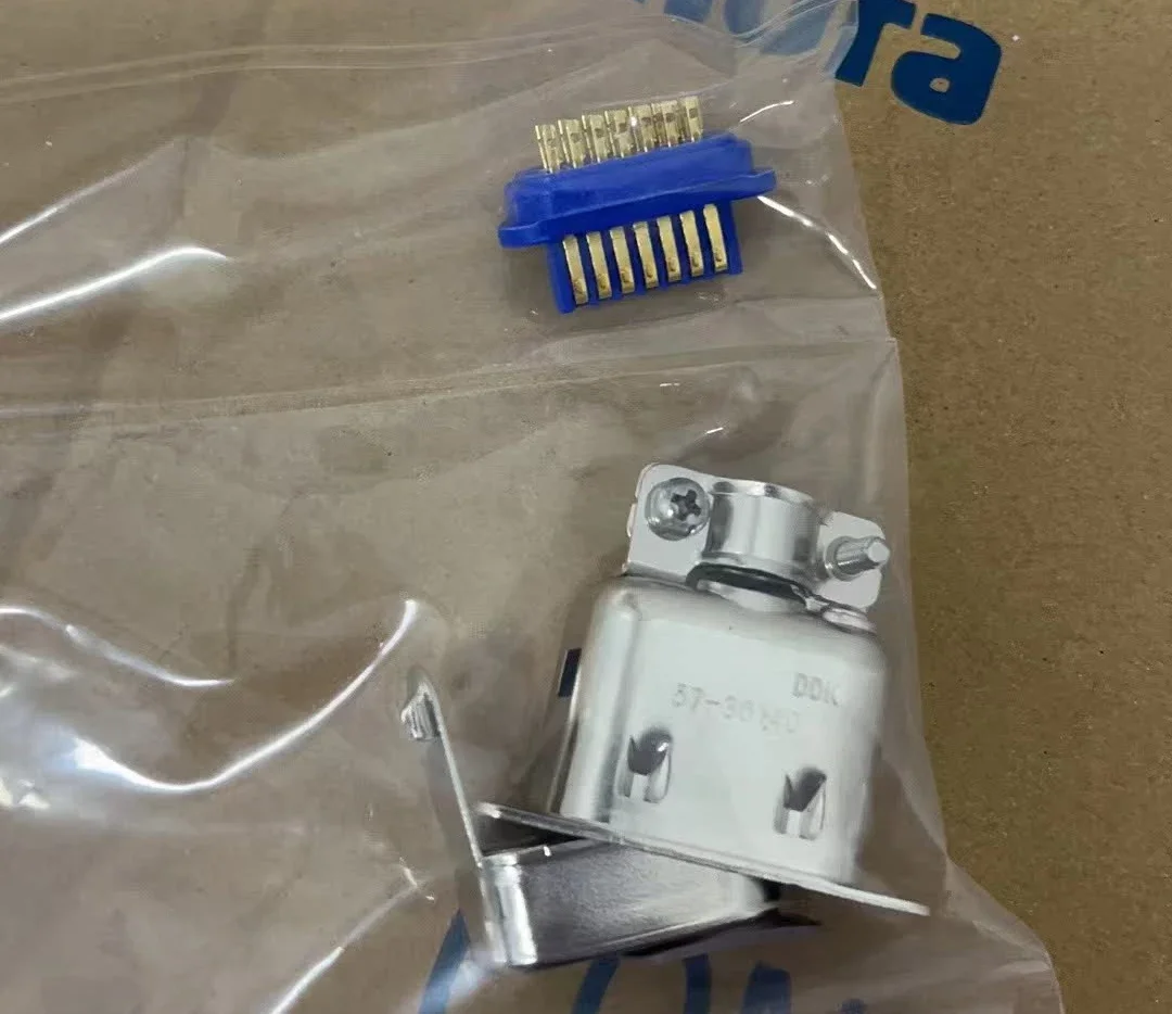 

Japanese original imported plug and socket connector tail clip connector 57-30140