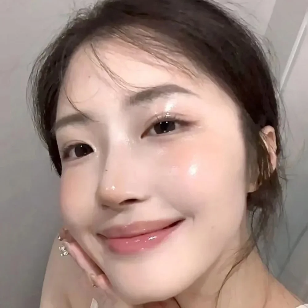 Wet and Bright Highlighter Plate Natural Water Light Clear Contour Shading Brightening Face Cute Rabbit Blusher Cream Make Up