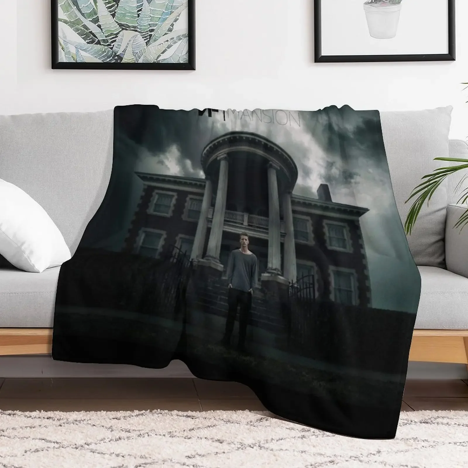 Mansion Throw Blanket Versatile Cozy Throw Blanket for All Occasions