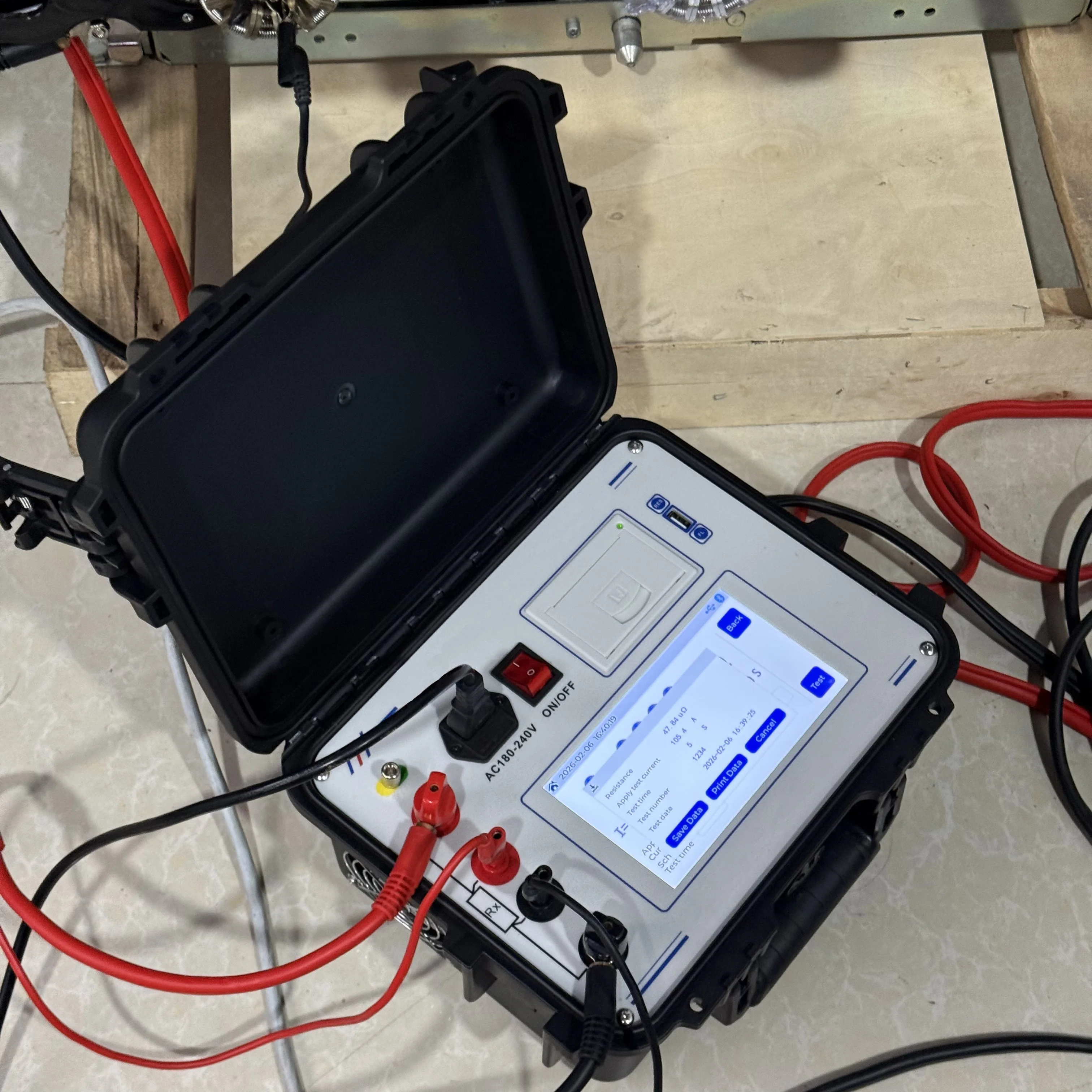 0-250mΩ DC 100A Micro Ohm Meter Contact Resistance Tester With 5-600 Seconds can Be Set