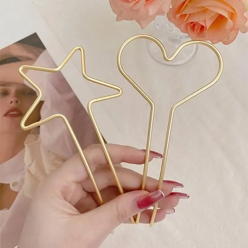 

A5YC 4pcs Heart and Star Shaped Hairpins for Elegant Updos Metal Bun Clips for Women Accessories for Parties and Casual Easy to