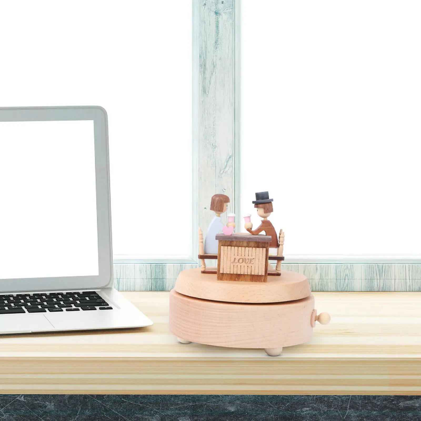 

Wooden Love Couple Music Box Creative Birthday Favor Clockwork Desktop Decorative Melody Romantic Gift Music Box Favor