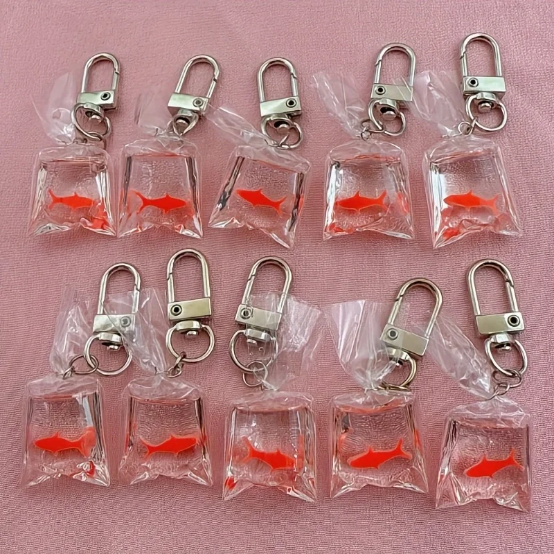 10 porte-clés en résine en forme de poisson, idéaux pour suspendre sur sacs et clés de voiture, le meilleur choix pour les cadeaux