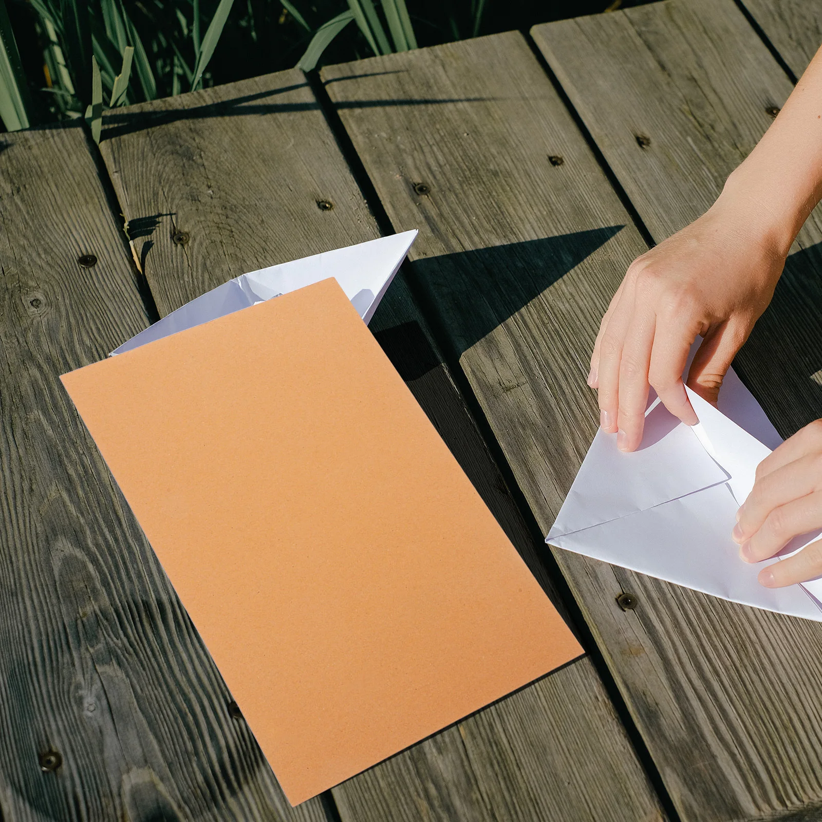 100 ورقة A4 ورق كرافت بطاقات بنية لمشاريع الحرف اليدوية ذاتية الصنع اوريغامي فن صنع مستلزمات الحرف اليدوية