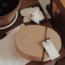 Simple Oval Kraft Paper Box INS Biscuit Candy Box DIY Baking Packaging Cardboard Box Wedding Souvenir Gift Box