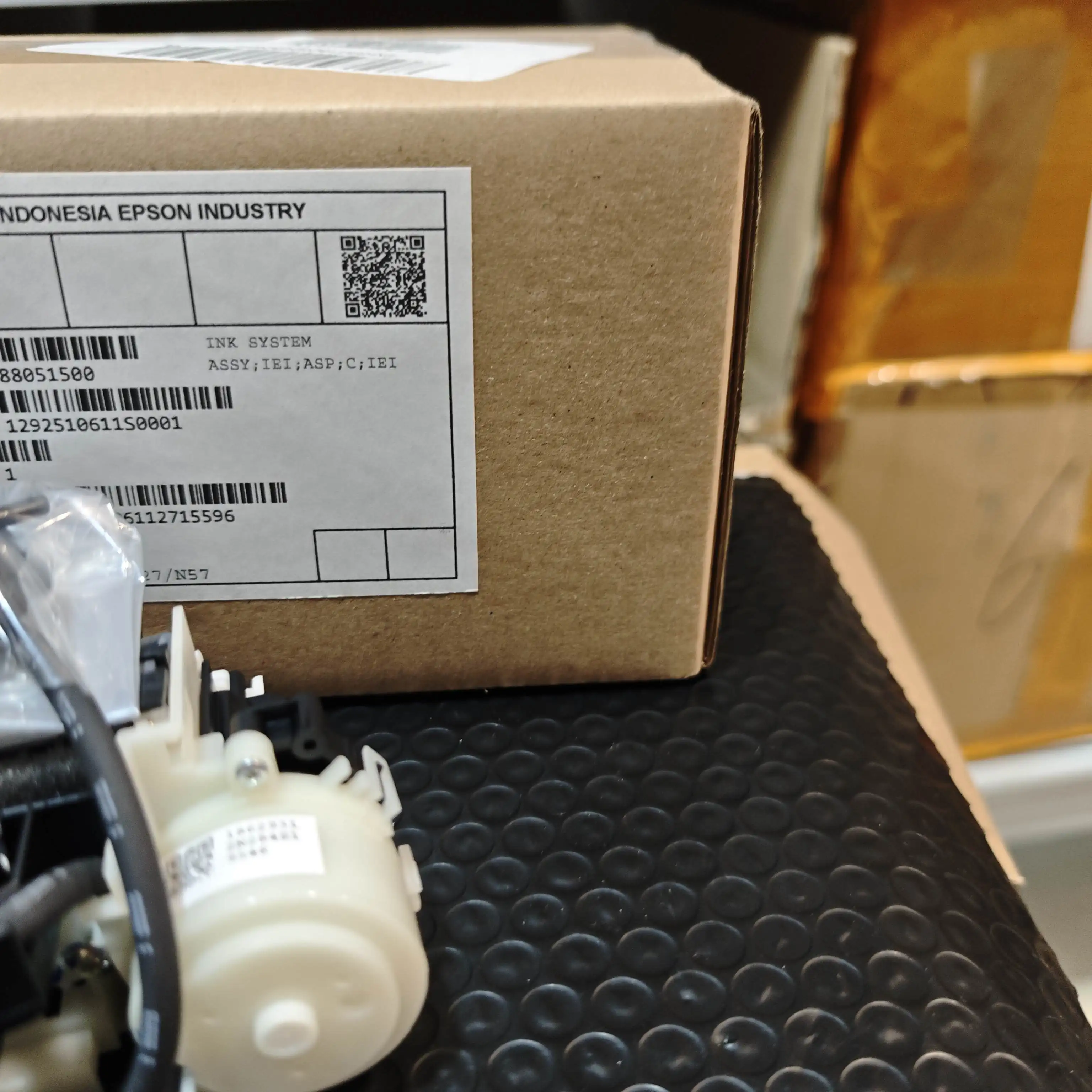 

1880515 Original New Ink Pump for Epson L18058 L8058 L8168 L8188 L18050 L8050 L8180 L8160 INK SYSTEM ASSY