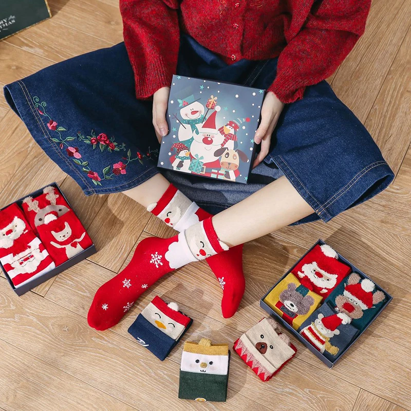 Big Red Socks Fashionable Womens Socks Strong Wear Resistance Christmas Elements Soft Not Easily Fading Cotton Socks