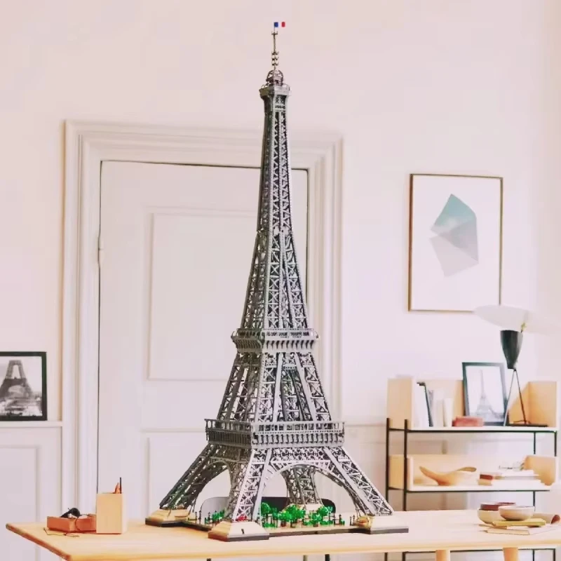 1.49M Tall Eiffel Tower Model Building Bricks,New 10001PCS Assembly Set,Display Piece and Ideal Gift for Traveler Memory Keepers