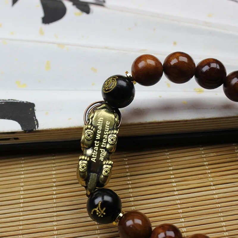 Chinese Style Lucky Fortune Attracting Thunder Struck Jujube Wood Pixiu Beaded Bracelet Handmade Spiritual Blessing Auspicious
