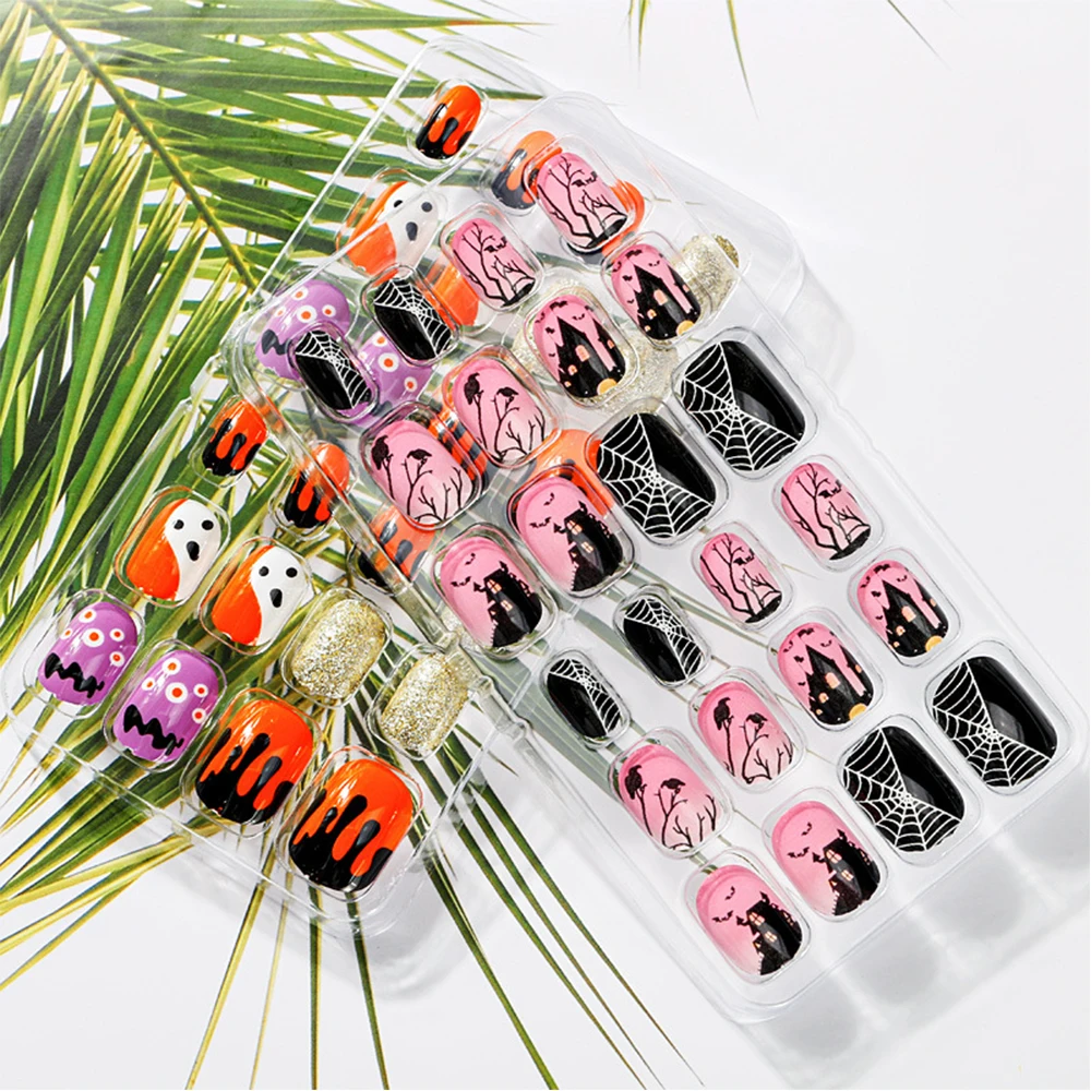 Bambini Ragazze Fai da te Copertura completa Ragnatela Pipistrello Fuoco Punk Halloween Manicure Unghie finte corte Decorazioni per unghie Punte per unghie finte