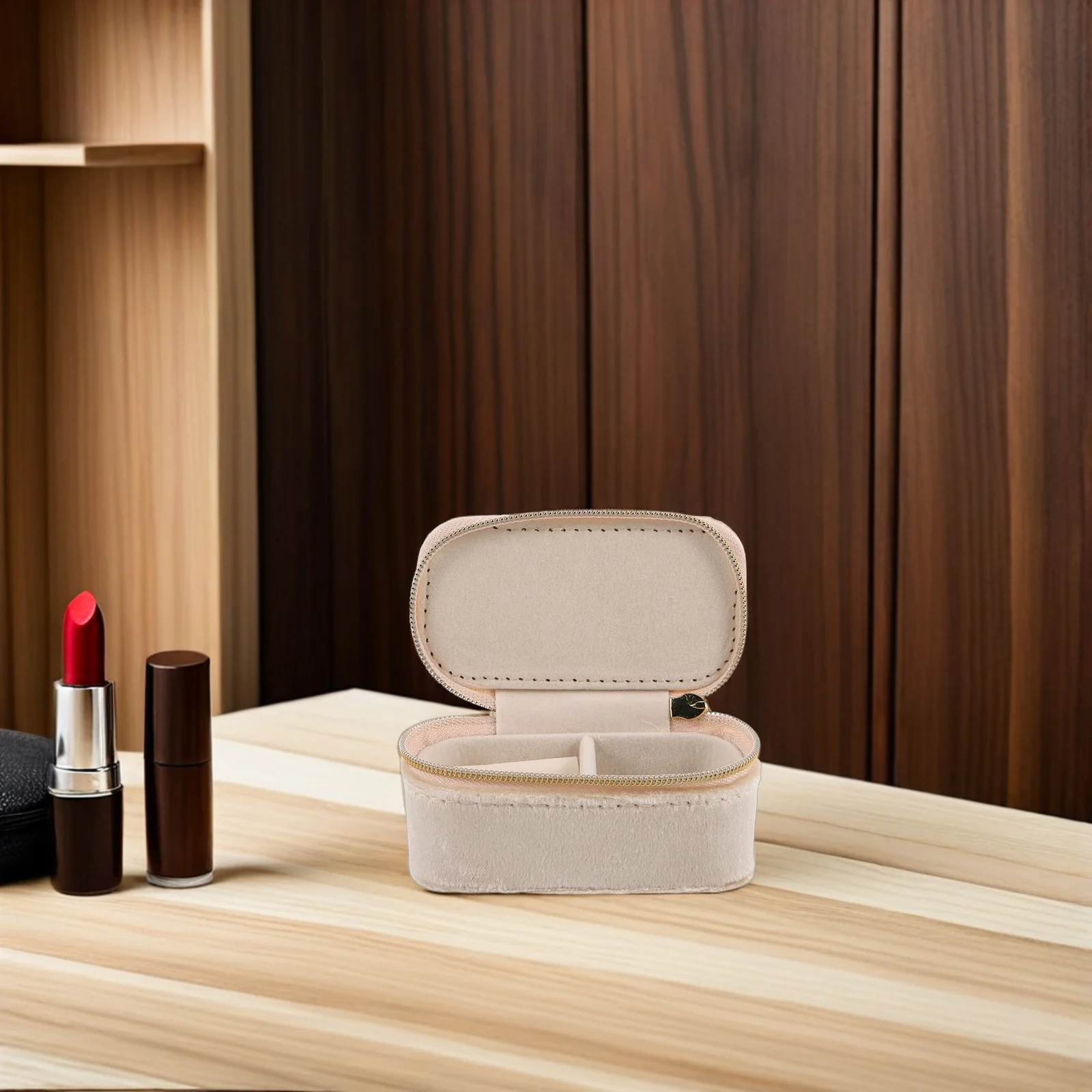 

Mini Travel Jewelry Case Portable Organizer Small Storage Box for Necklaces Rings Earrings Pendants Fashionable Functional