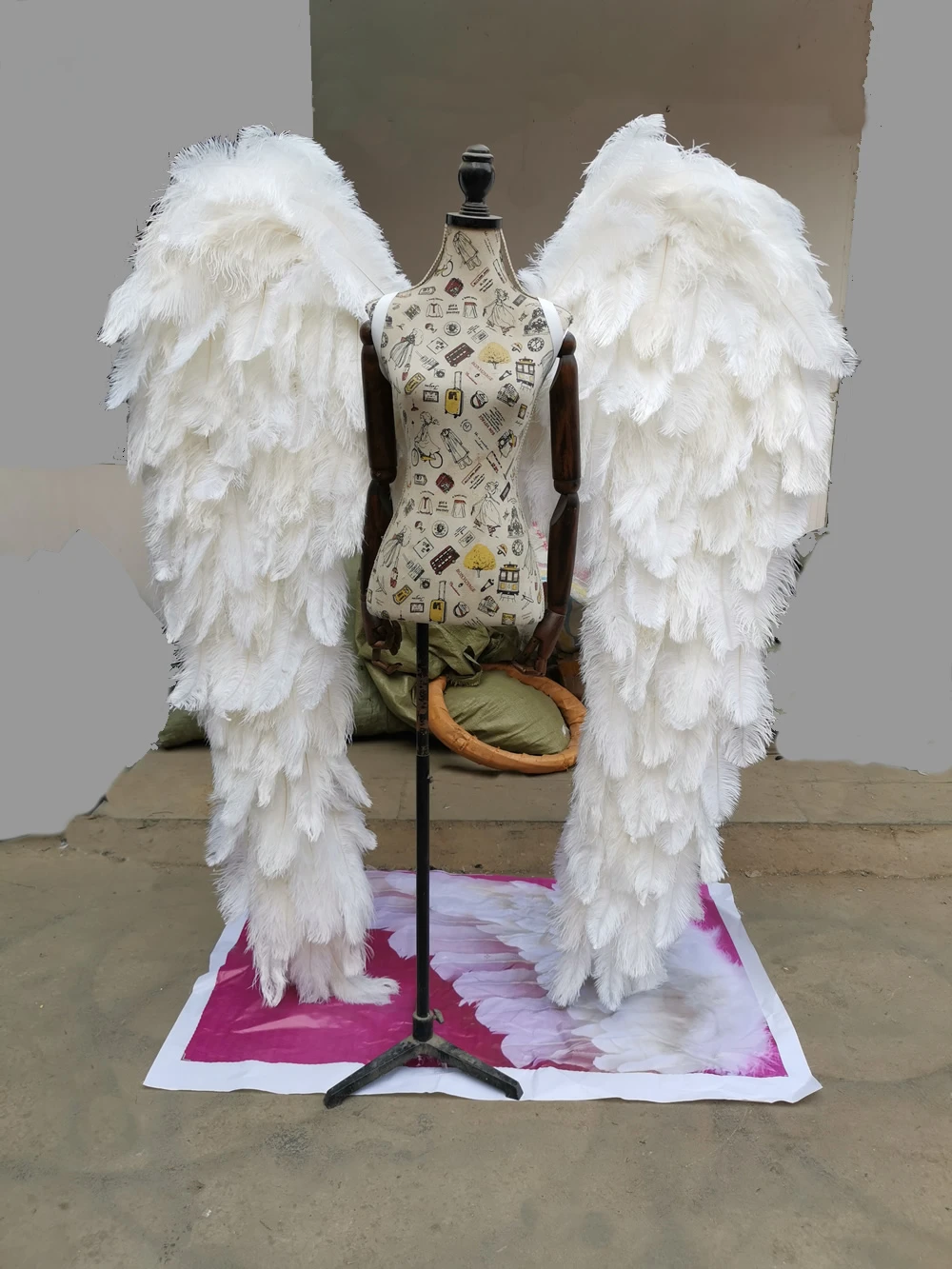 حار! عالية الجودة الفاخرة كبيرة الحجم الأبيض النعامة أجنحة ريش ملاك المرحلة تظهر الإبداعية اطلاق النار عرض الدعائم #4