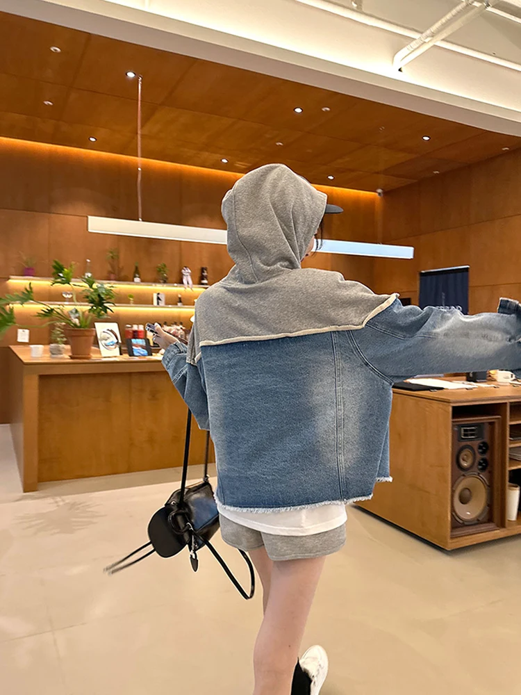 Felpe con cappuccio alla moda in stile coreano Giacca di jeans dal design di giunture Streetwear Giacca di jeans monopetto unica e di nicchia da donna