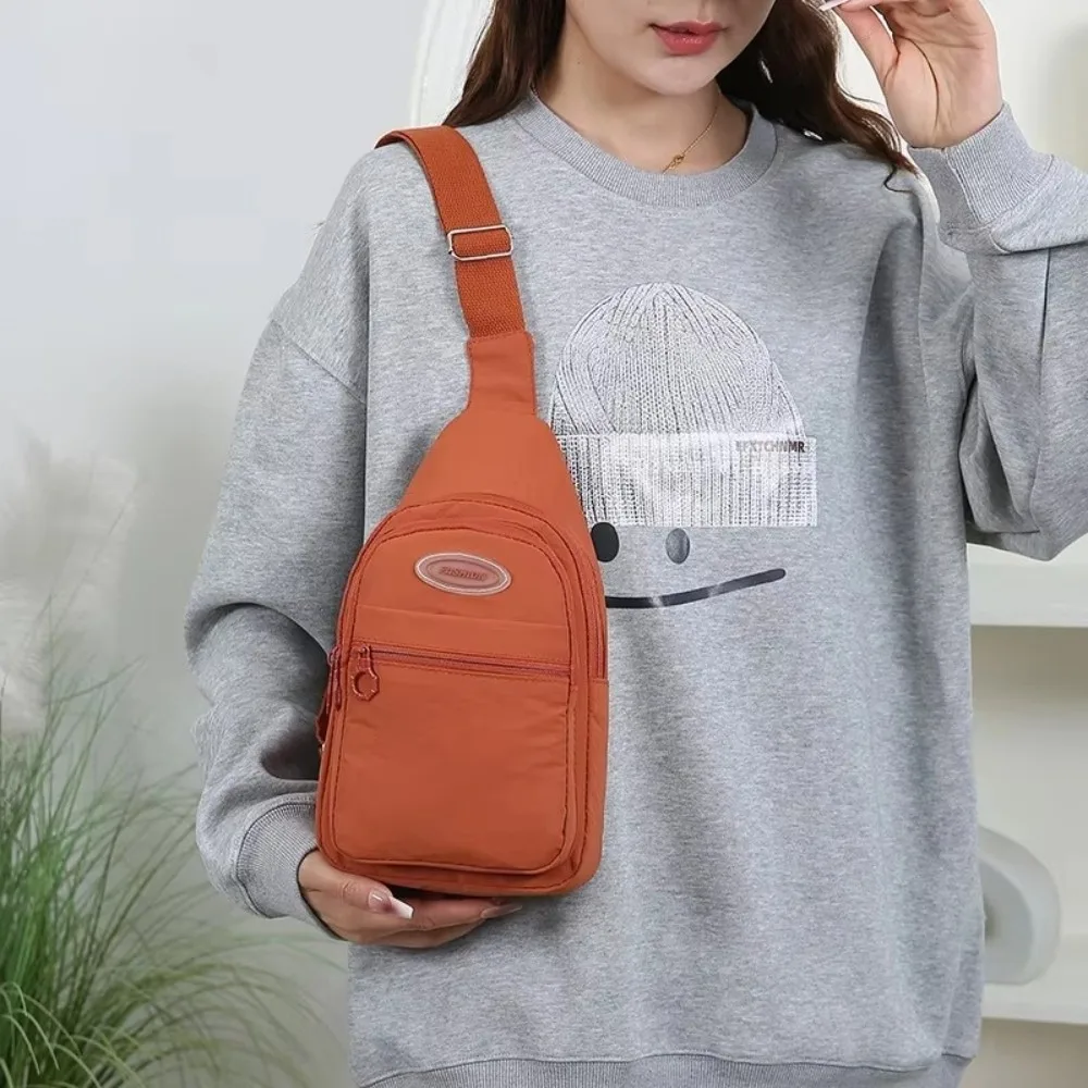 Nylon Material Chest Bag Water-Resistant Anti-Theft Design Single Shoulder Bag Lightweight Build Front-Wear Design Commuting Bag