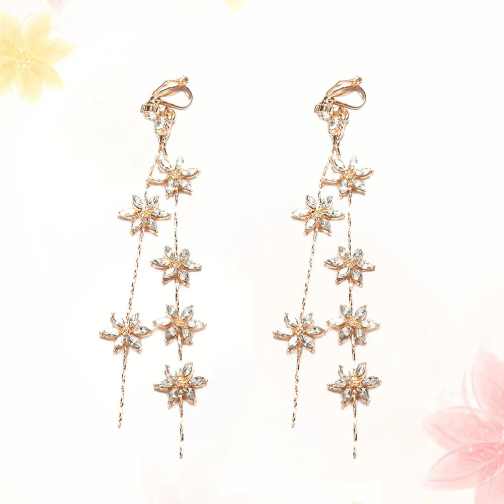 1 Pasang Anting Gantung Berlian Imitasi Bunga Tanpa Tindik Klip Telinga Pesta Pernikahan Perhiasan Elegan untuk Wanita Hadiah Pengantin