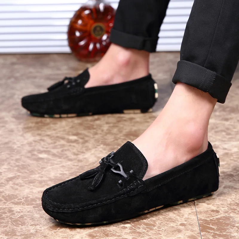 

2026 Comfortable British Style Slip Resistant Driving Shoes Fashionable New Men's Korean Version Versatile Tassel Casual Loafers