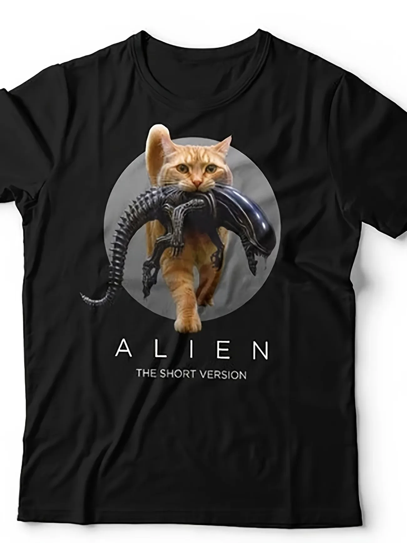 Alien-Themed Cropped T-Shirt Unisex Featuring A Fun Sci-Fi and Slightly Creepy Cat Design  Outdoor Casual Wear All Year Round