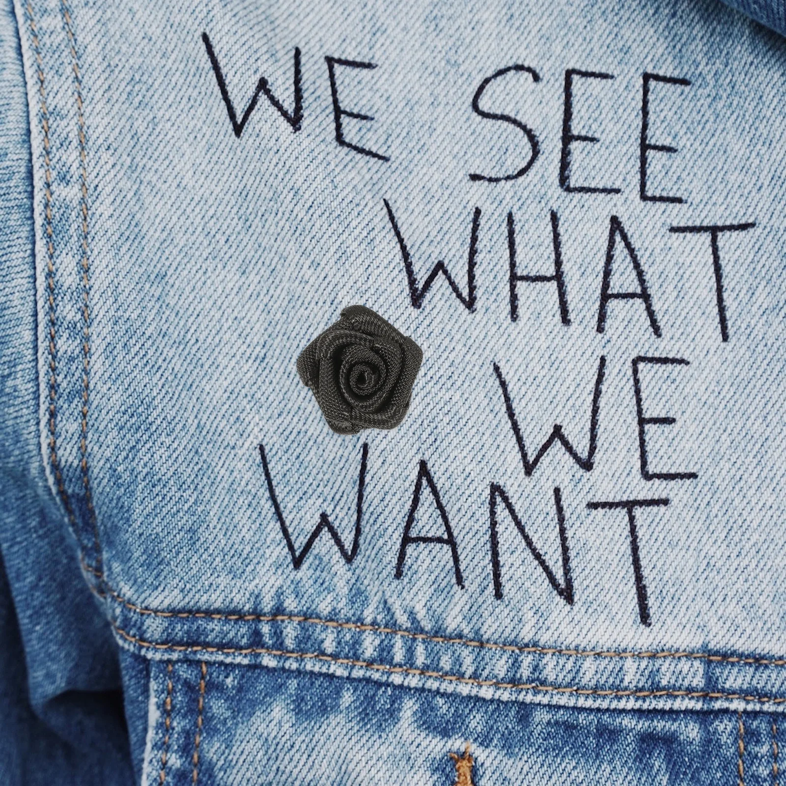 

50Pcs Mini Rose Decors Polyester Rose Decor Sewing Flowers for Clothing Accessories Hairpin Flowers Craft DIY Embellishments