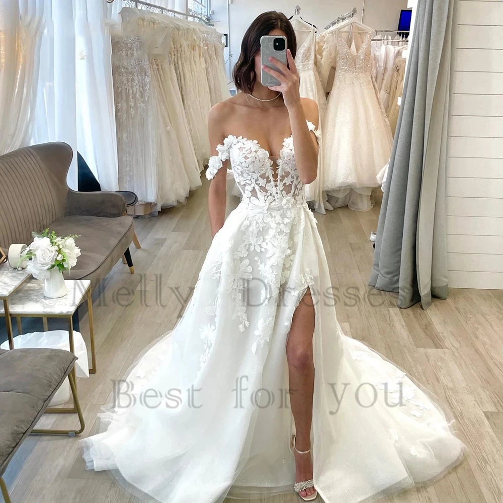 

Off Shoulder V Neck Wedding Dresses with Soft Tulle 2025 Sleeveless Bridal Gowns Summer Vestido De Novia New Button Back New