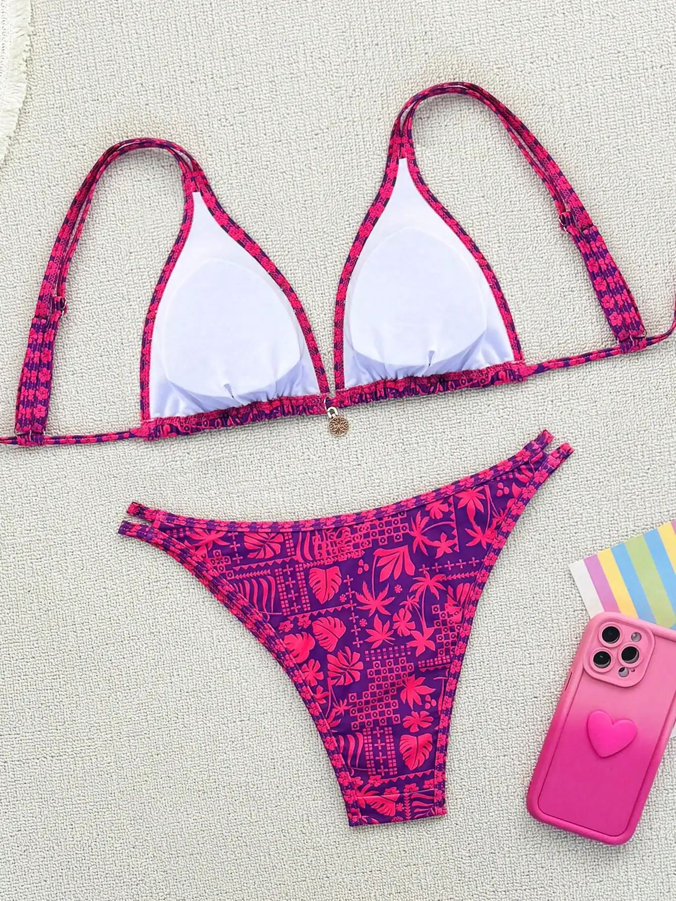 Summer purple red mature beautiful bikini set suitable for women to take photos by the sea