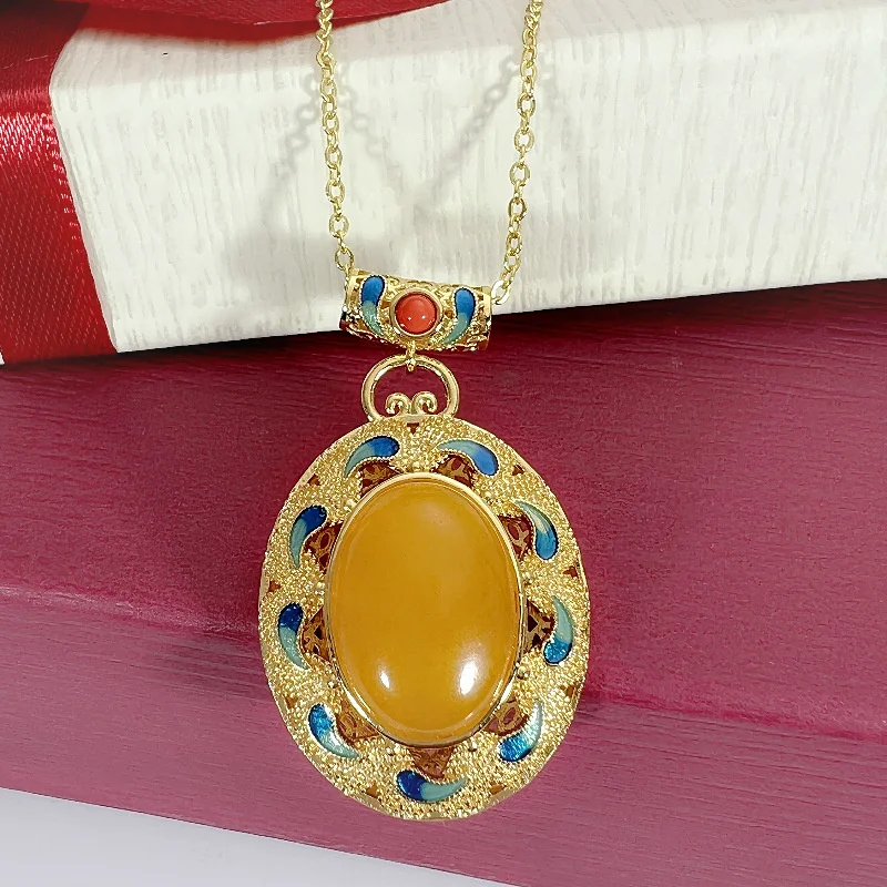 Amber Beeswax Oval Egg Pendant Necklace Female Engagement Accessories Tide 925 Sterling Silver Clavicle Necklace Women Jewelry