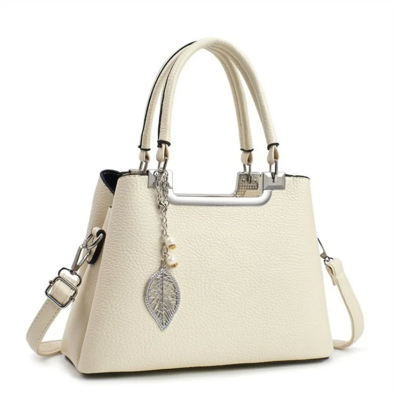 

Modern Elegant Bucket Bag For Ladies With Drawstring Closure And Soft Luxurious Leather Material