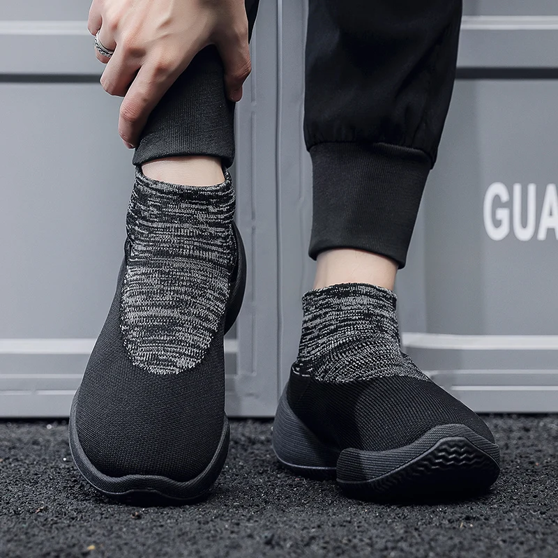 

Повседневная спортивная обувь 2025 года, легкие, противоскользящие и прочные туфли-носки. Новая модель сетчатых туфель с потертостями, летние цельные ленивые туфли.