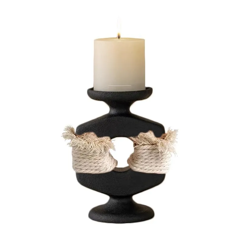 

DSA medieval light luxury modern simple black and white geometric resin cotton rope fabricated candlestick ornament decoration