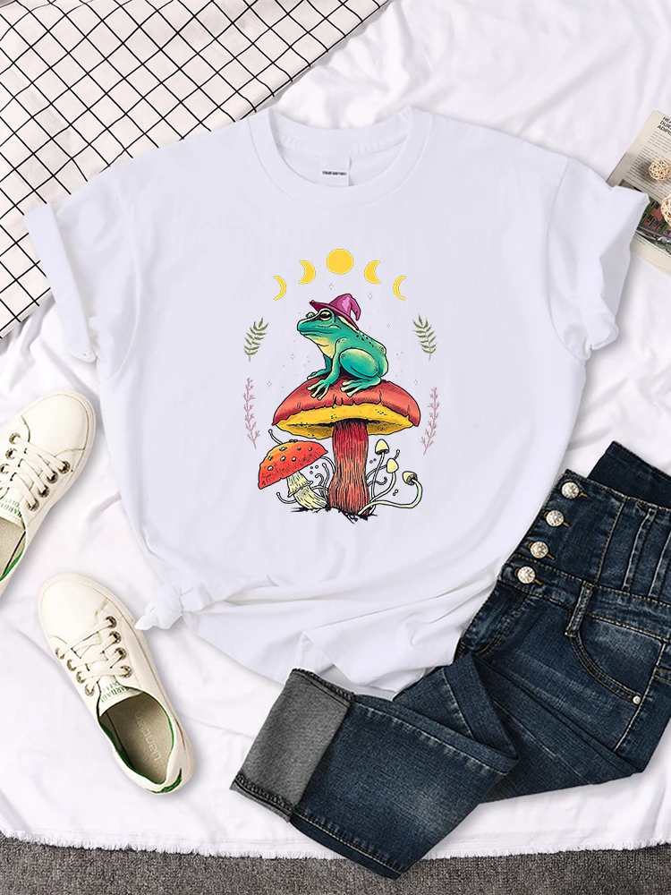 Cottagecore Aesthetic Goblincore Frog Wizard On Mushroom Women'S T Shirts Hip Hop T-Shirt Sport Casual Clothes Summer Brand Tops