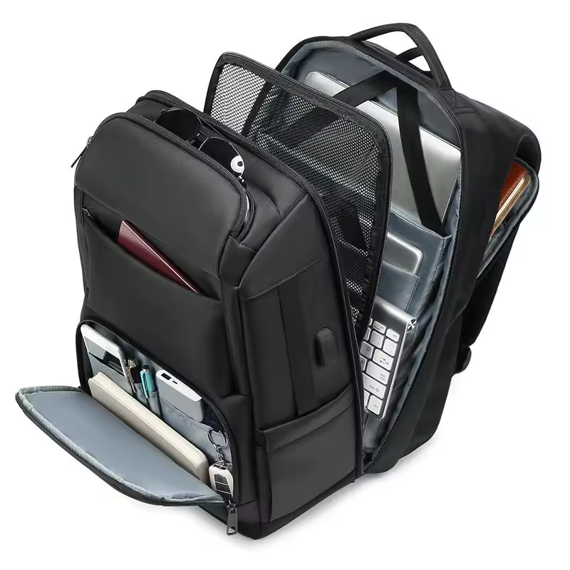 Mochila Masculina Multifuncional EURCOOL: Praticidade e Estilo para o Dia a Dia