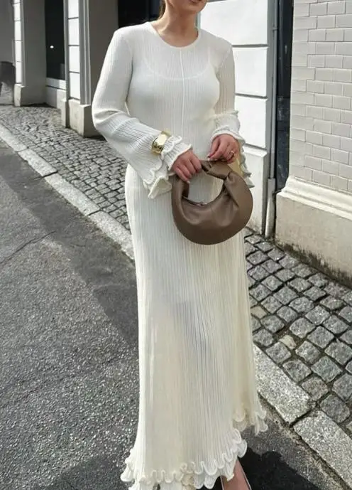 

Autumn Solid Color Long Sleeved Dress for Women with Elegant Round Neck, Pit Stripe, Fungus Edge Decoration, Knitted Dress