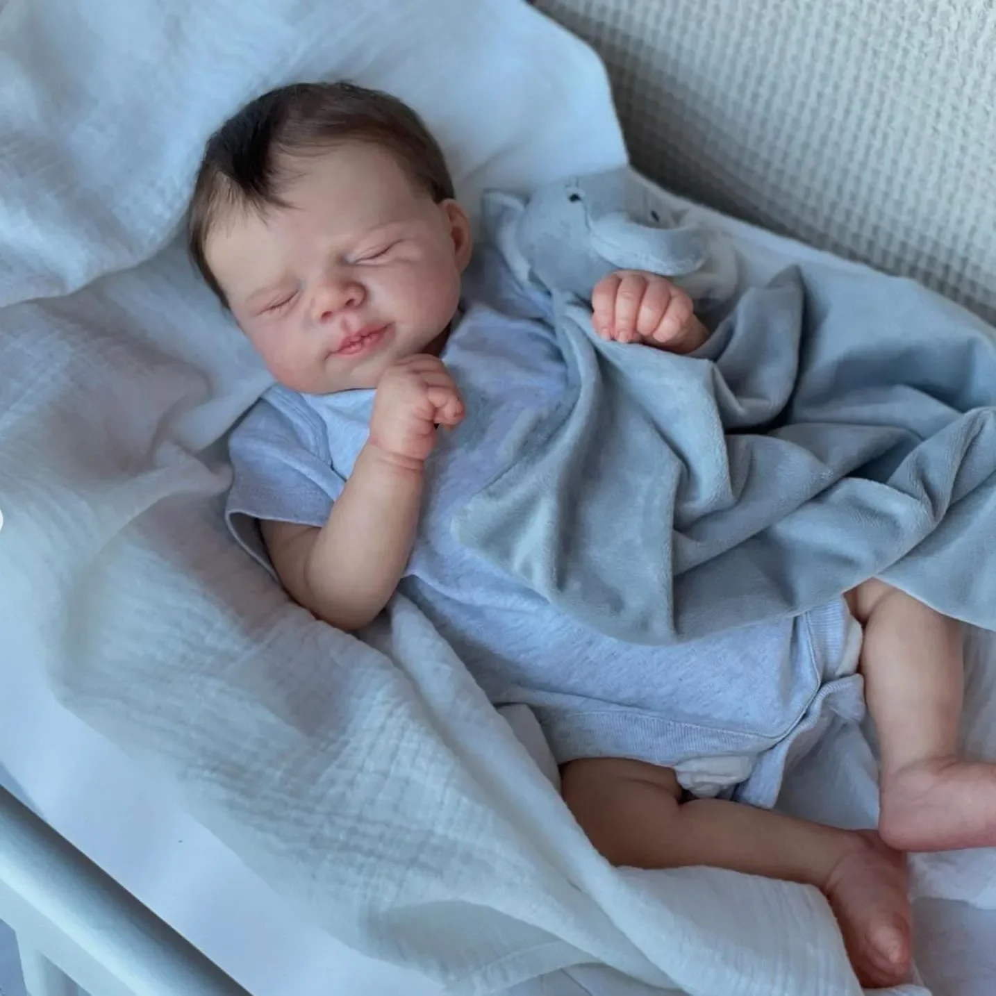 BZDOLL Realistic 48cm Soft Silicone Reborn Asleep Baby Doll With 3D-painting Skin, Alive 19inch Newborn Bebe Cute Birthday Gift