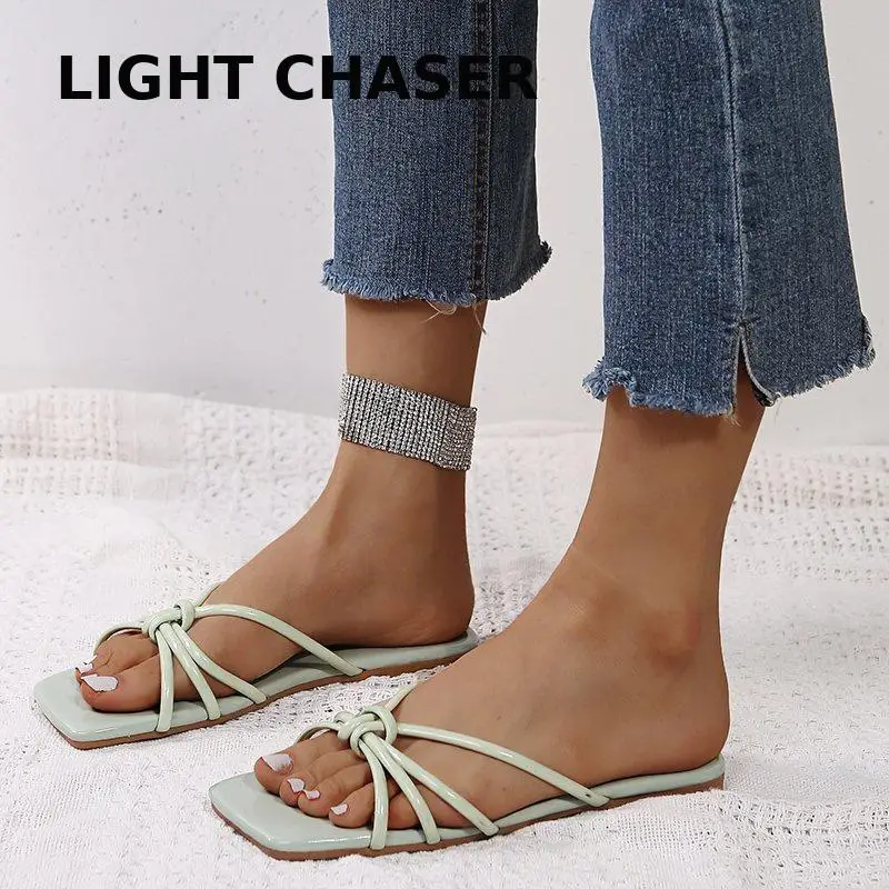 Summer New Woven Slippers Women's Flat-bottomed Square Toe Open-toe Solid Color One-word Buckle Women's Slippers Beach Shoes 43