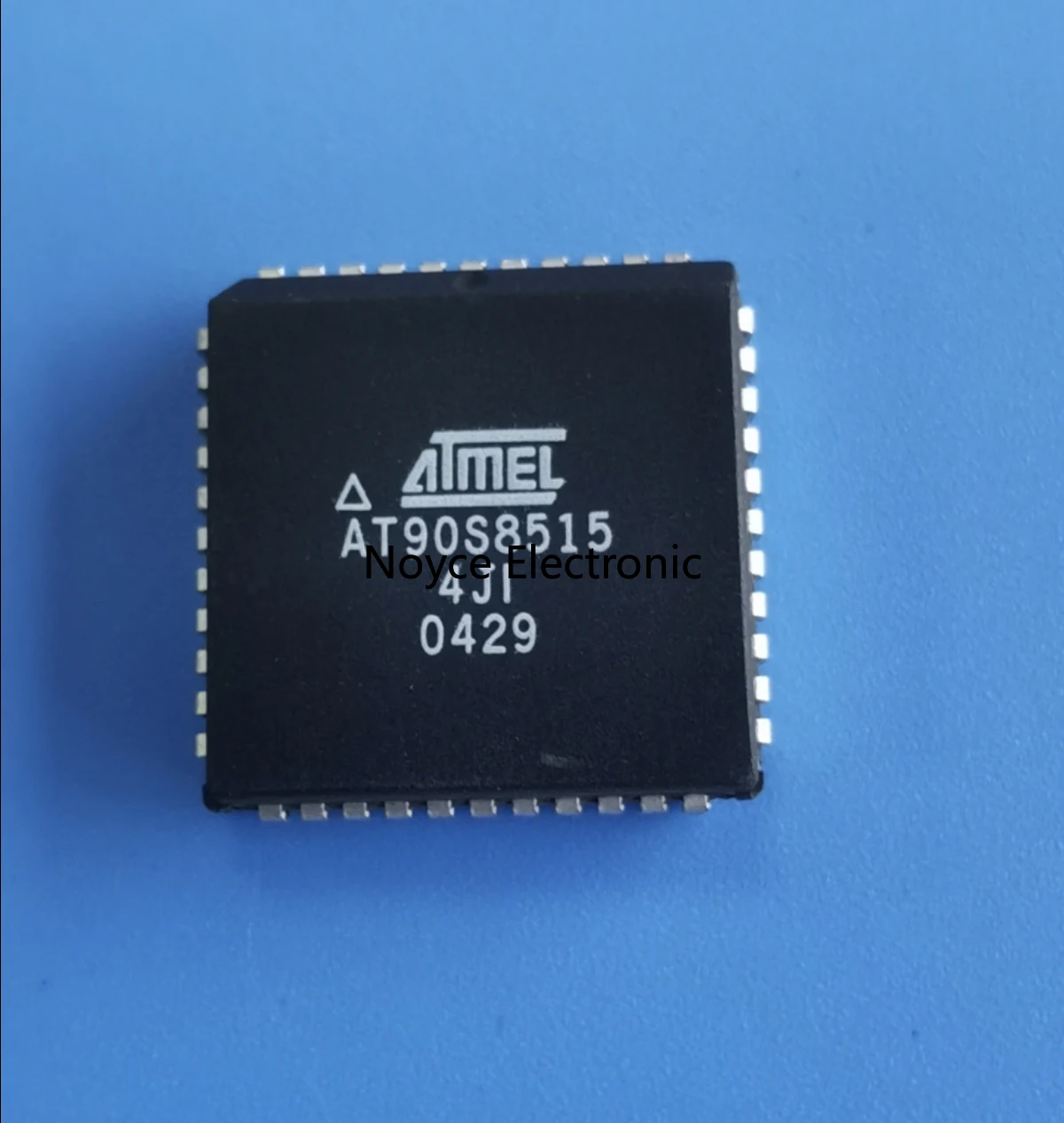 

AT90S8515-8AC TQFP44 feet new single-chip chip SMD IC can be burned on behalf of genuine /1pcs