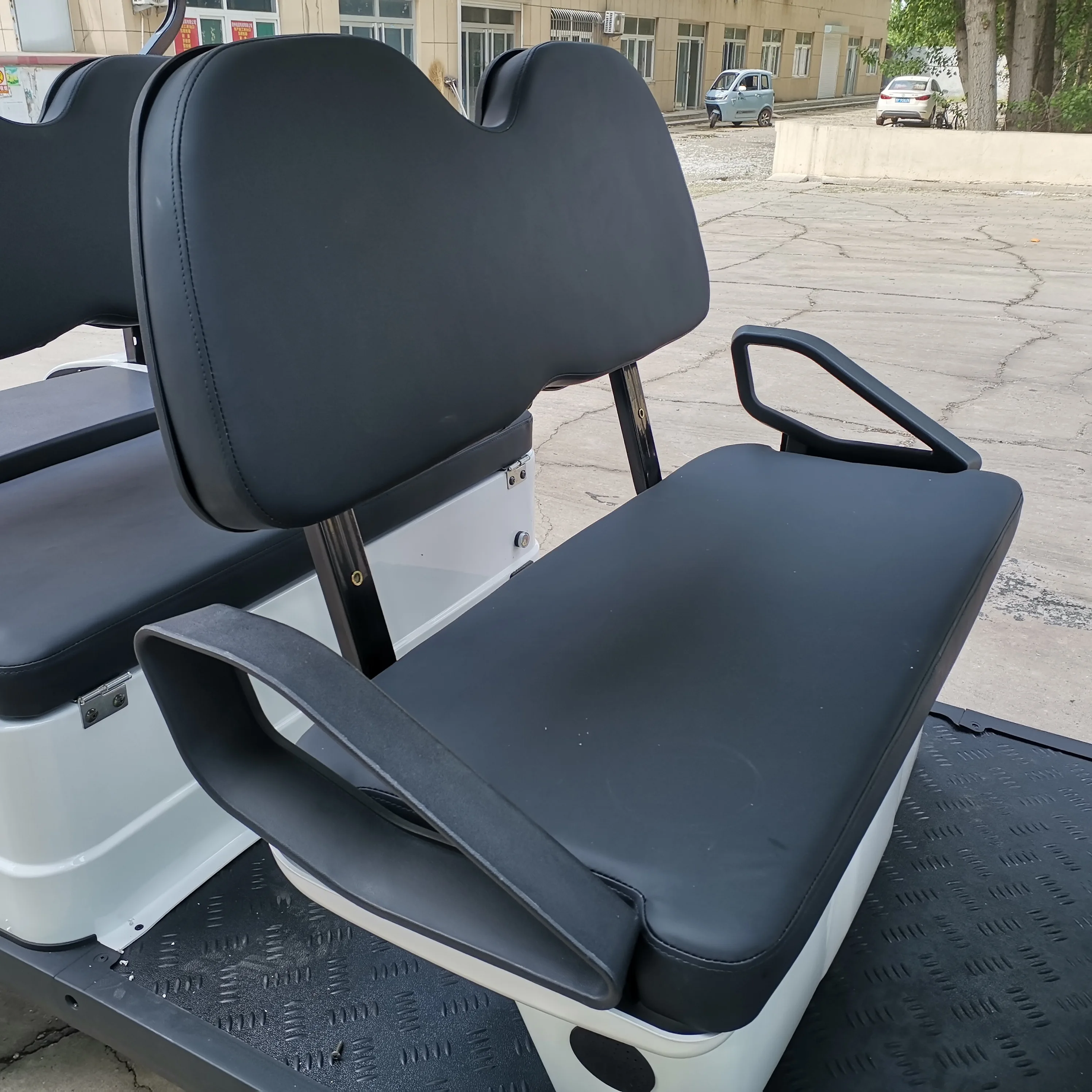 منتج جديد نادي 2023 سيارة صغيرة للكبار 8 مقاعد عربة جولف كهربائية فاخرة #4