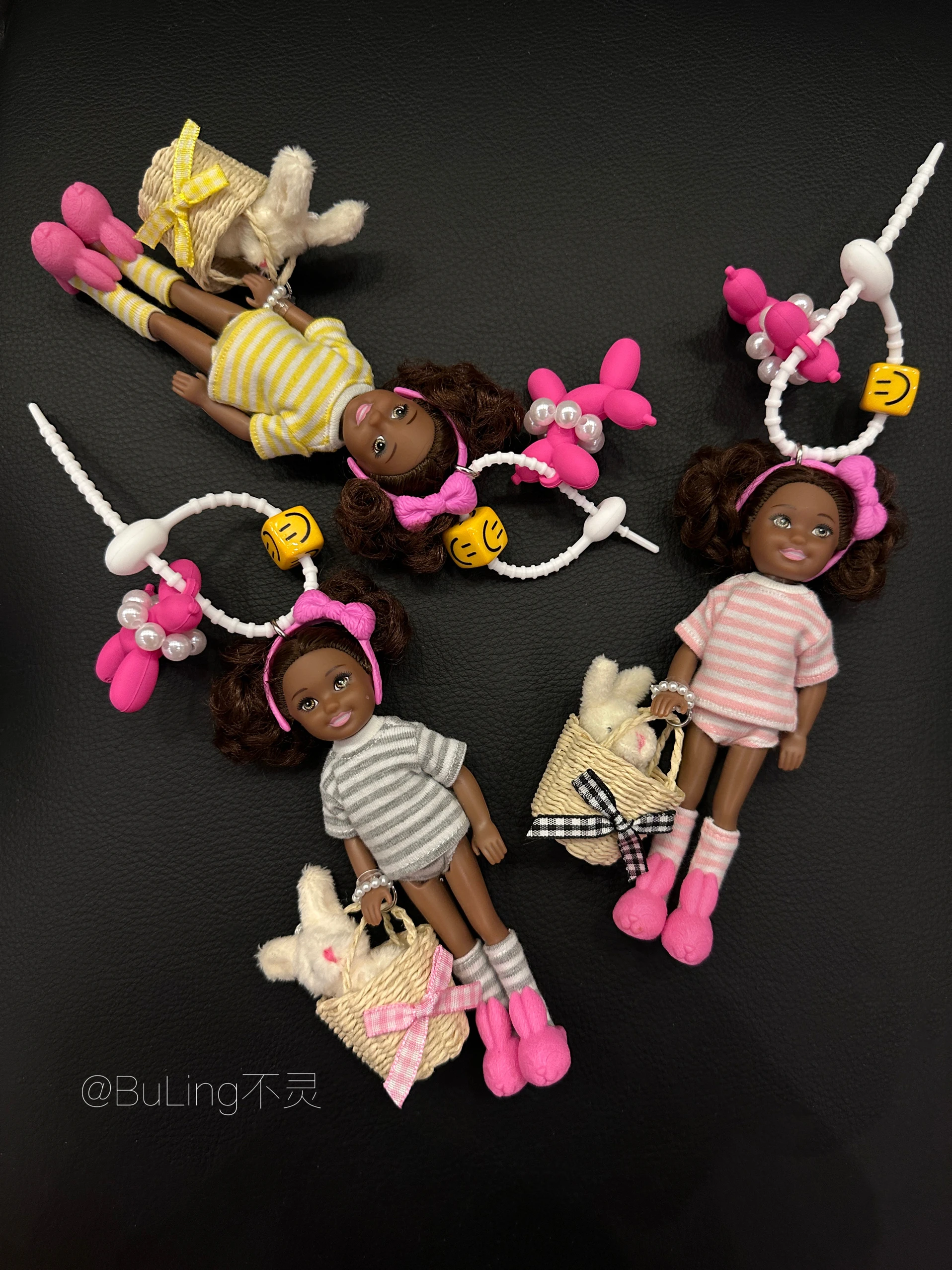 Dophee Original น่ารักผู้หญิงกระเป๋าจี้ตุ๊กตาเจ้าหญิง Key Chain ฤดูร้อน Dopamine เครื่องประดับสีดําผมหยิกกระเป๋าเป้สะพายหลังตกแต่ง