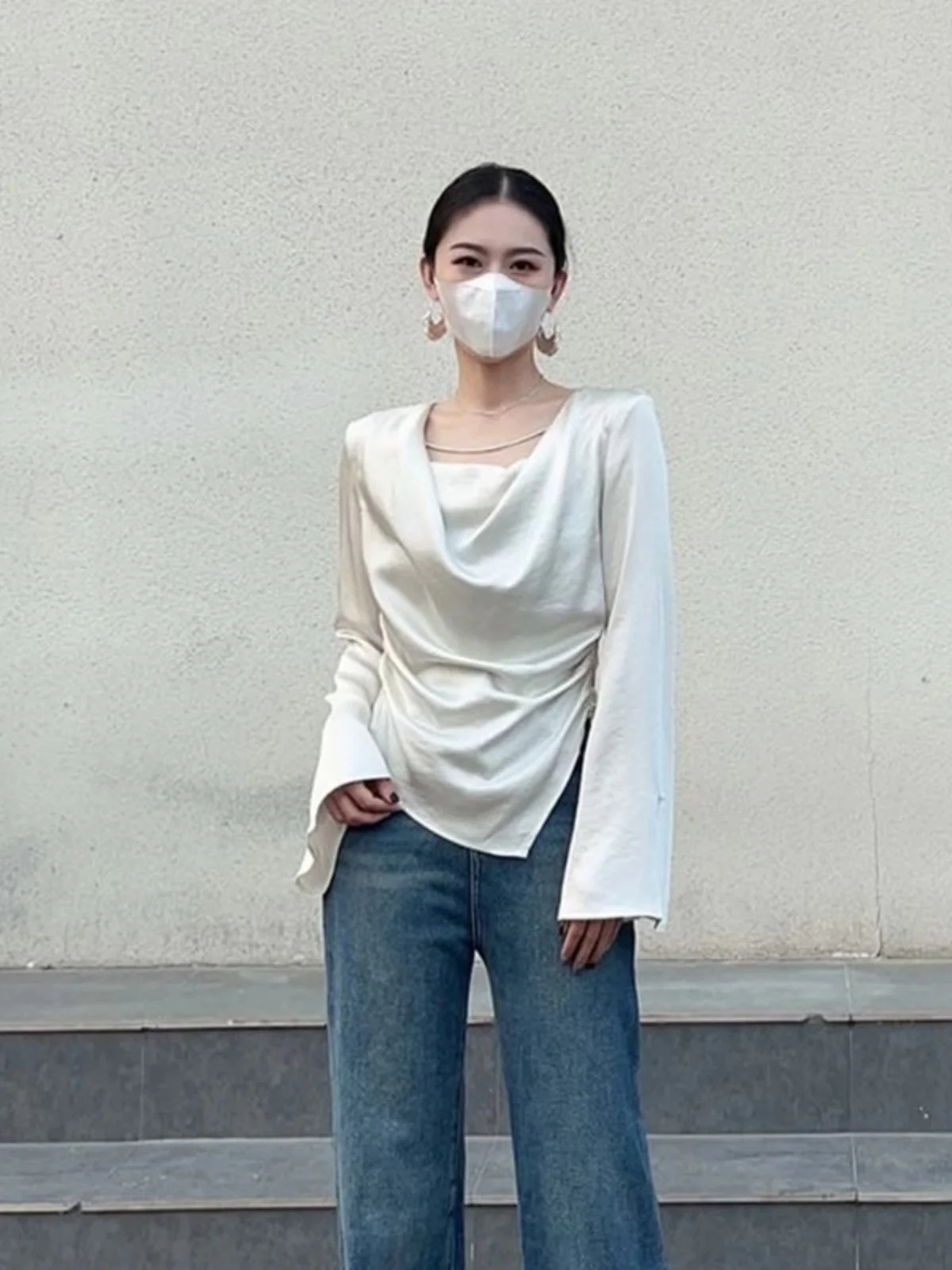 

Early Autumn Women's Shirt Bell Sleeve Design Crumpled Asymmetrical Korean Style Commute Pure Color Polyester Fiber 100%