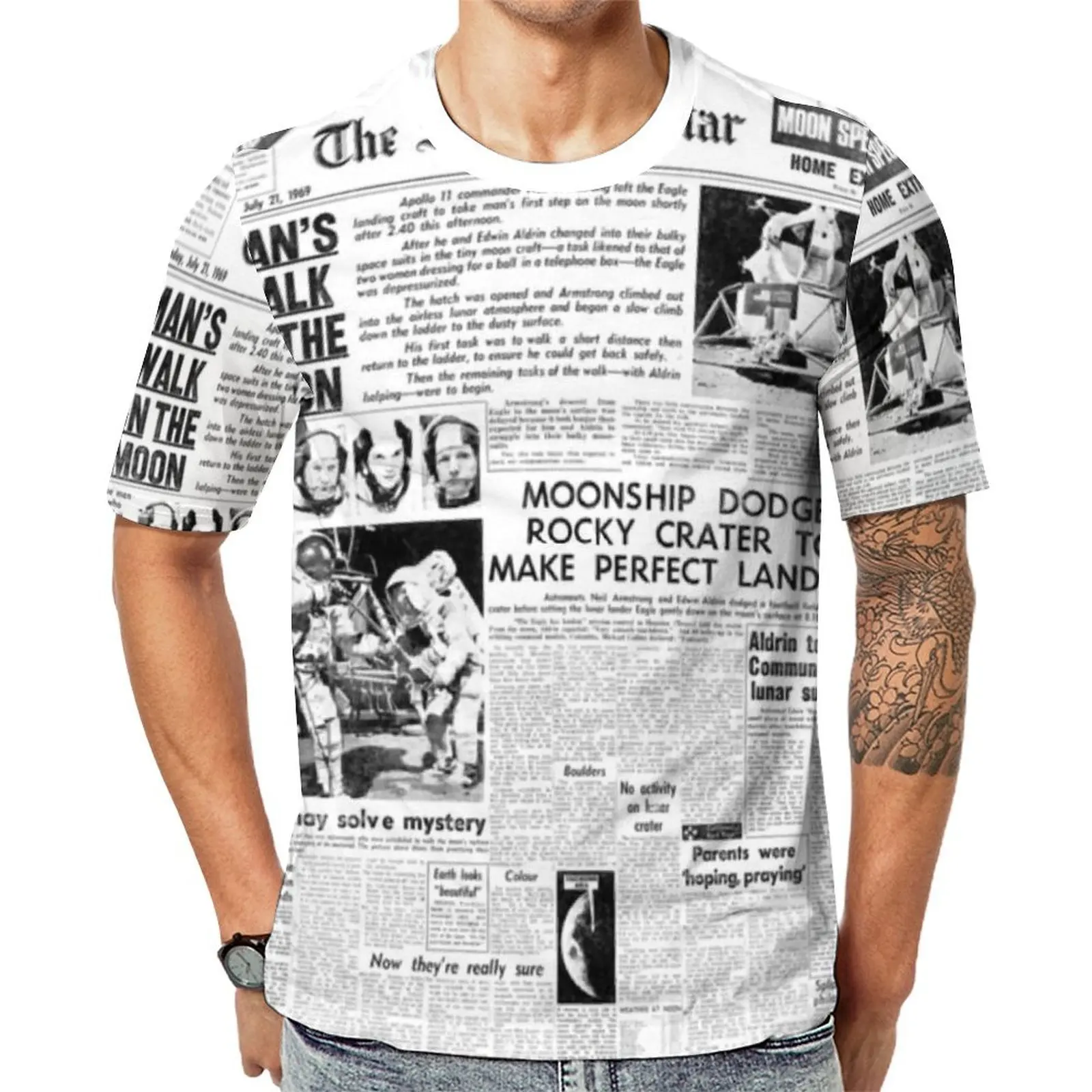 Mens Newspaper Headlines T Shirt Historic Moon Landing Fashion T Shirts Short-Sleeved Tshirt Original Funny Big Size Clothes