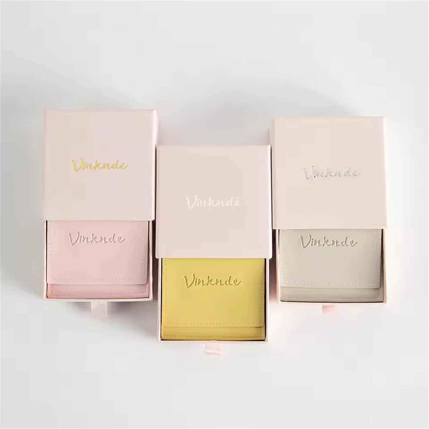 

Подарочный набор ювелирных изделий из искусственной кожи с логотипом на заказ - слайдер, ящик для ожерелья, коробка для ожерелья, конверт, сумка для демонстрации ювелирных изделий, упаковка для свадебных украшений