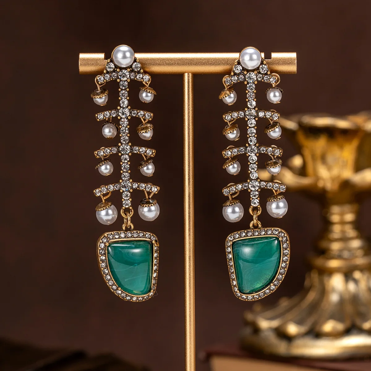 Medieval vintage inlaid pearl fishbone earrings, elegant enamel stud earrings for women
