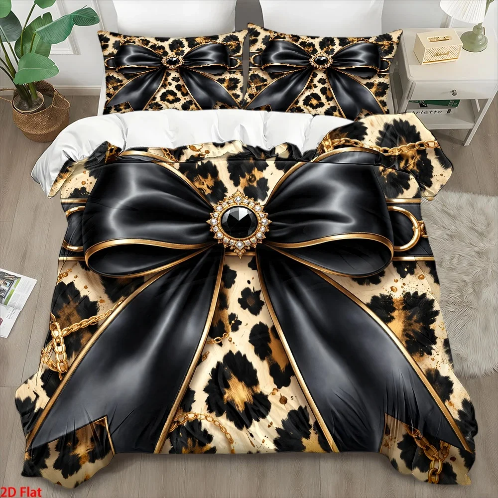 3Pc Leopard Print Black Gold Bowknot Light Luxury Duvet Cover Set, Three-Piece Bedding Set (1*Duvet Cover + 2*Pillowcases), Suitable for All Seasons, Machine Washable, Invisible Zipper Double Bed Cover Set, Suitable for Home, Dormitory, Master Bedroom, Guest Room, Large Duvet Cover Bedding Set, Luxurious Gemstone Chain Decor Bedding, European and American Style Fashion Bedding, Skin-Friendly Breathable Bedding Set, Hot Selling Bedroom Bedding Set 2D Flat