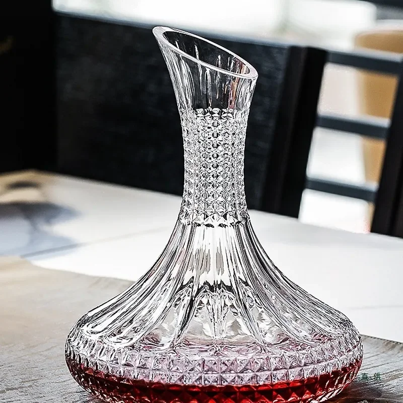 Luxury Crystal Red Wine Decanter Set Elegant Glass Carafe for Home Bar European Style Wine Jug Gift 2025 New Design Premium