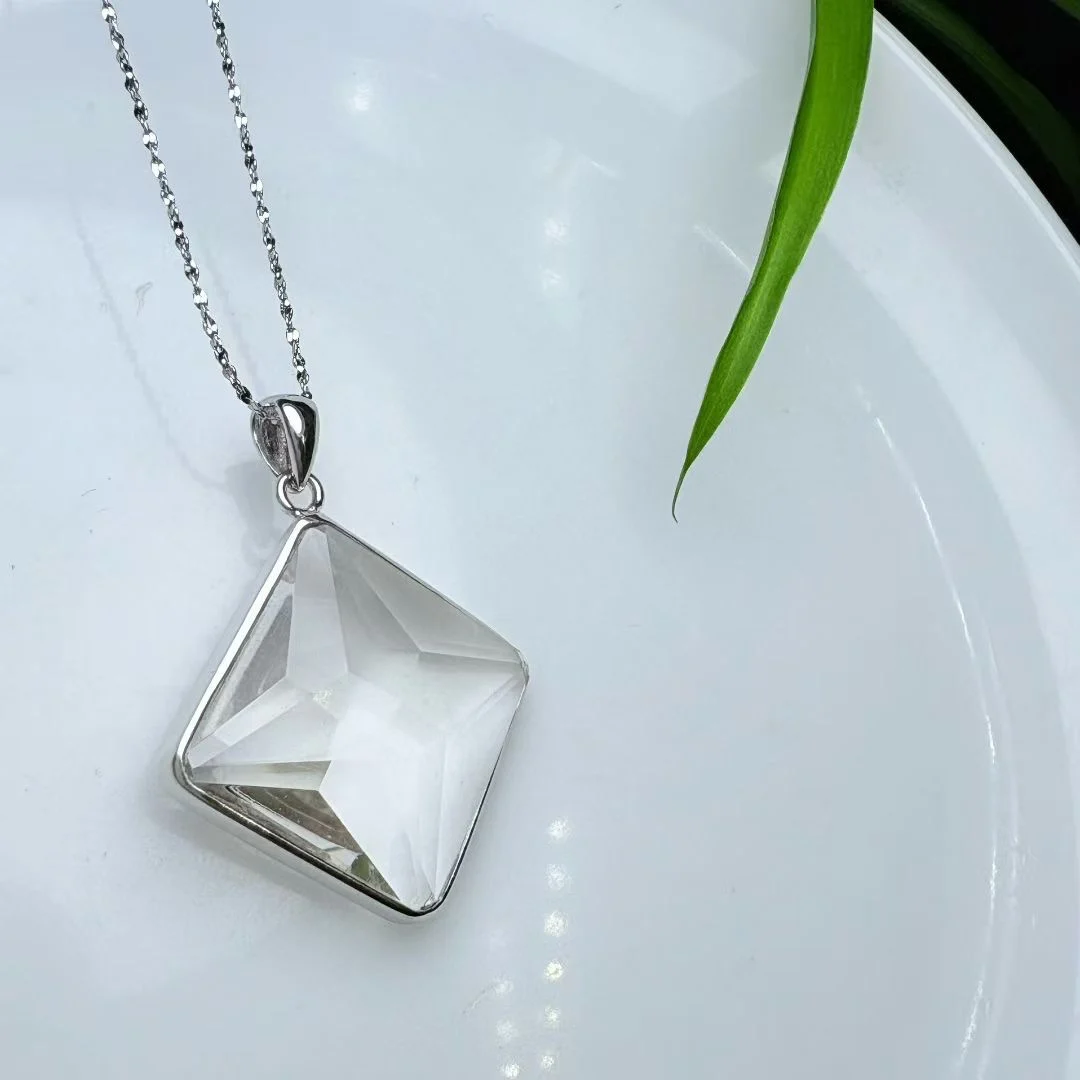 

1 шт. натуральный камень кварц ромб кулон стерлингового серебра 925 пробы кристалл Рейки целебный камень ювелирные изделия подарок для женщин