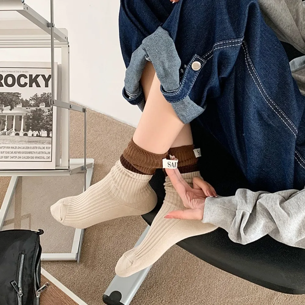 Fashion Contrast Colored Pile Up Socks Keep Warm Cotton Mid-Tube Socks Heel Label Knitted Socks Winter