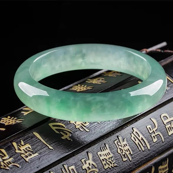 Natural Myanmar jadeite bracelet women's icy glutinous seed floating flower light sunny green jadeite